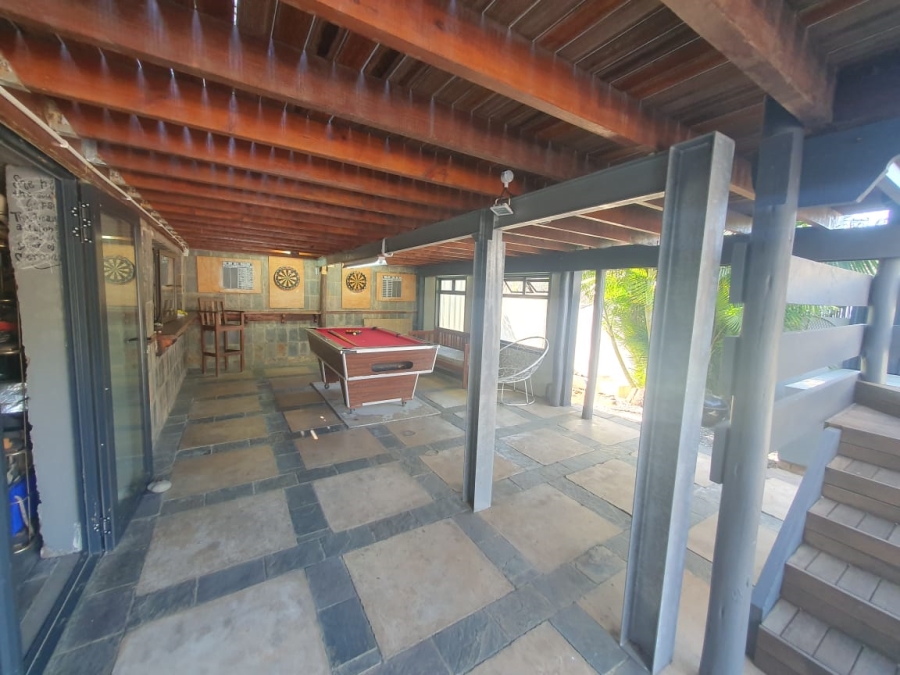 4 Bedroom Property for Sale in Gonubie North Eastern Cape